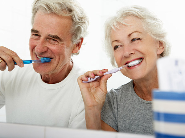 Cách chăm sóc răng miệng cho người tiểu đường